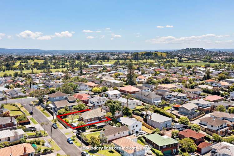 2 Locke Avenue Hillsborough_12