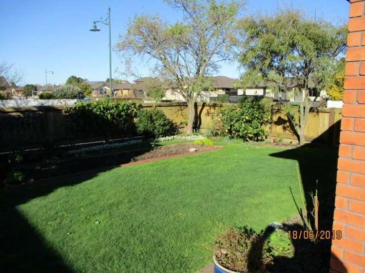 25 Nottingham Drive 1074_17