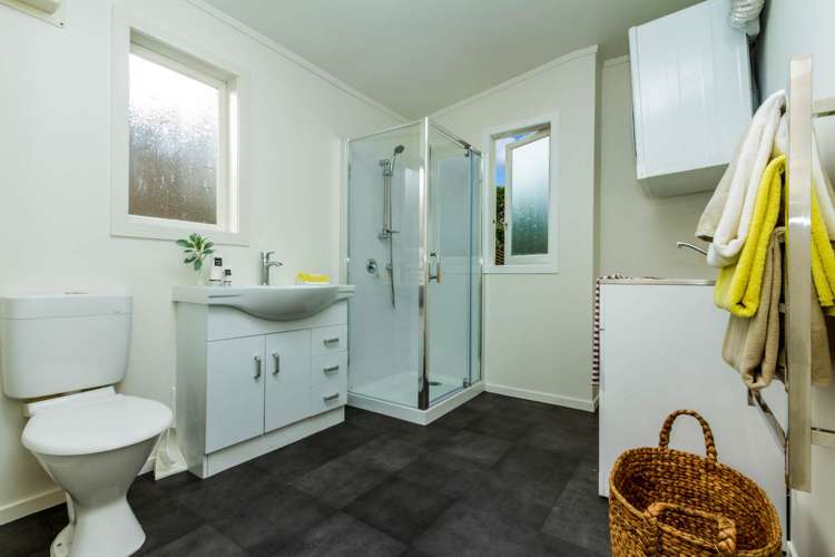 1/21 Napier Avenue Takapuna_8