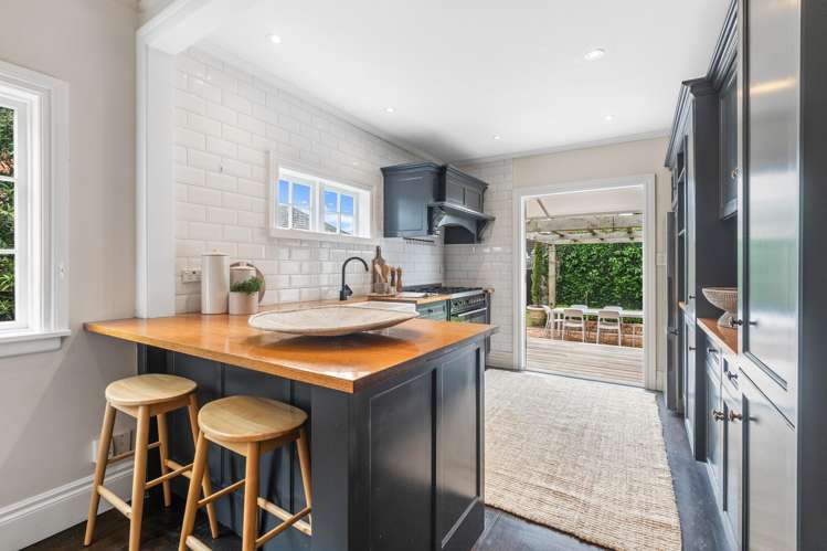 1/2 Calliope Road Devonport_13