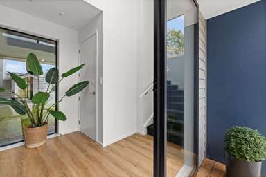 87 Oak Road_4