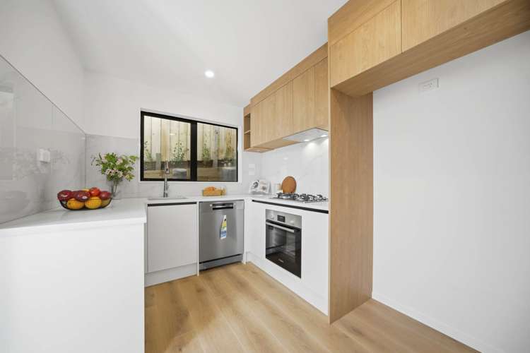 79B Girrahween Drive Totara Vale_6