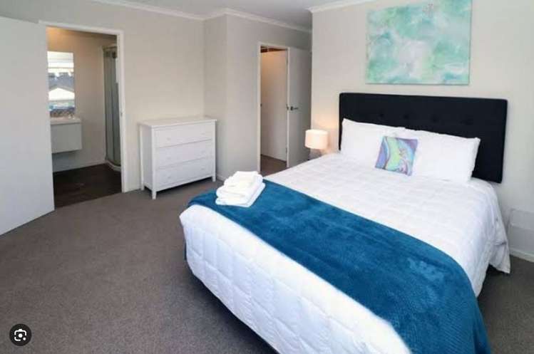 1/5 Jones Crescent Melville_8