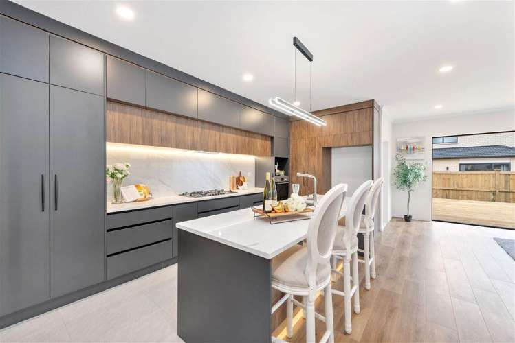 11 Tullymore Drive Flat Bush_12