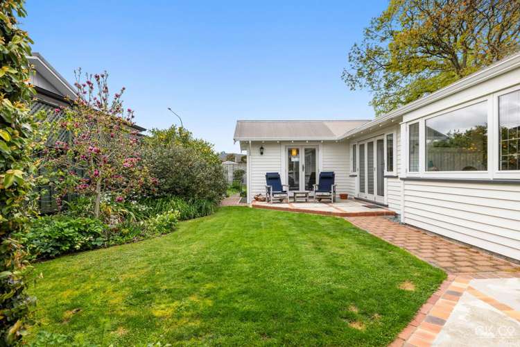 411 Fergusson Drive Heretaunga_25