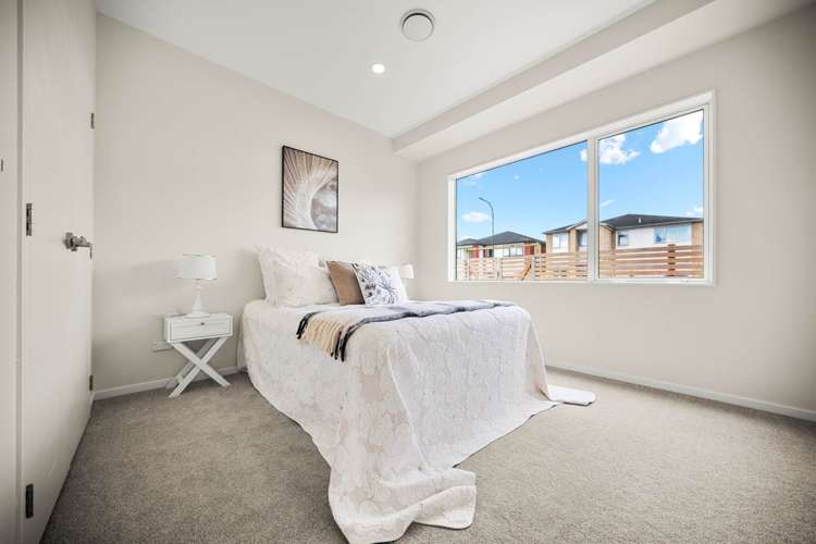 9 Fong Road Flat Bush_13