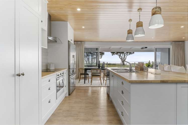203b Esplanade Drive Whangamata_3
