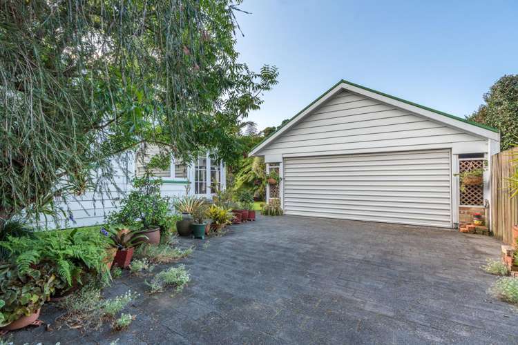 6 Royal Terrace Sandringham_13