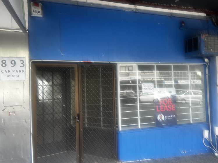 891 New North Road_0