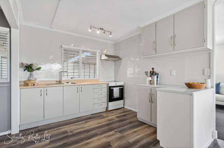 27 Hurndall Street Maungaturoto_6