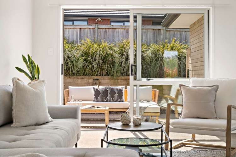 6 Jessie Rise Riverhead_12