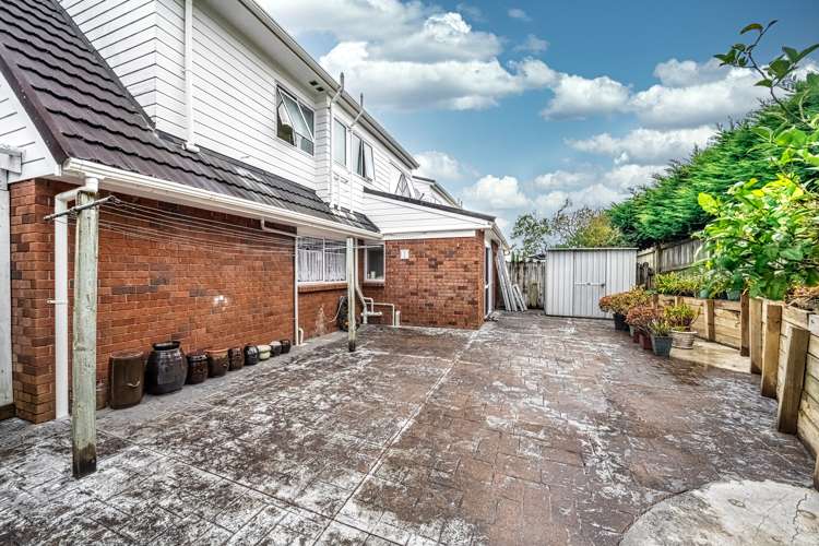 2/27 Westview Court Somerville_17