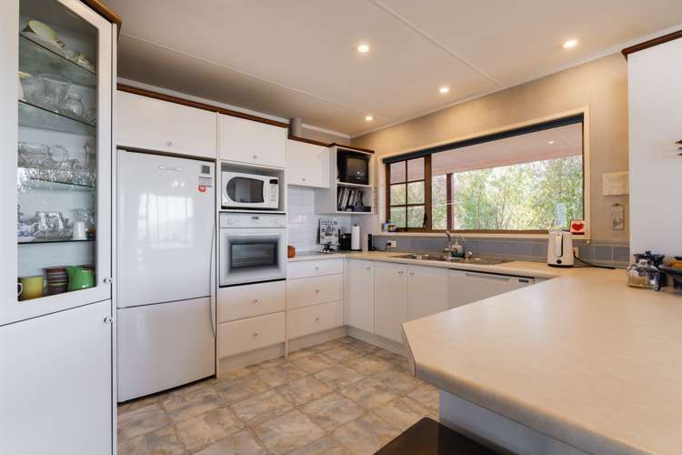 27 Selkirk Street Roslyn_9