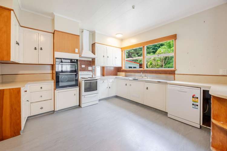 58, 58a 58b White Road Otane_6