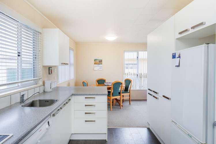 20 Thomas Place Foxton Beach_14