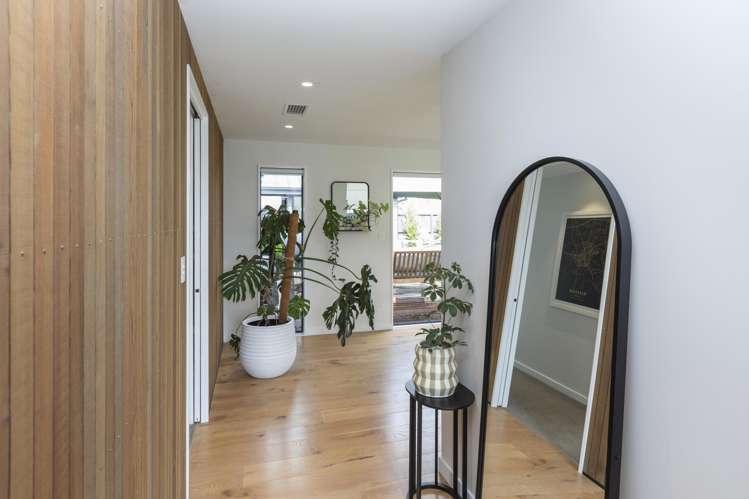 7 Winning Post Place Halswell_14