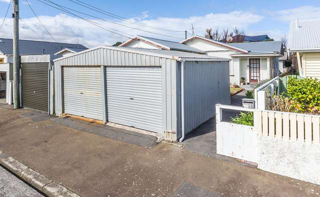 97 Apu Crescent Lyall Bay_2