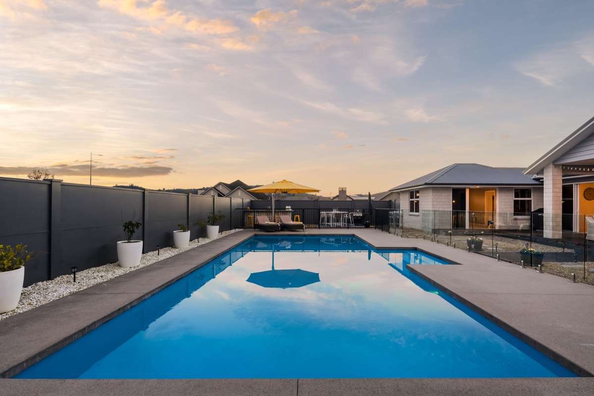 85 Alan Livingston Drive_2