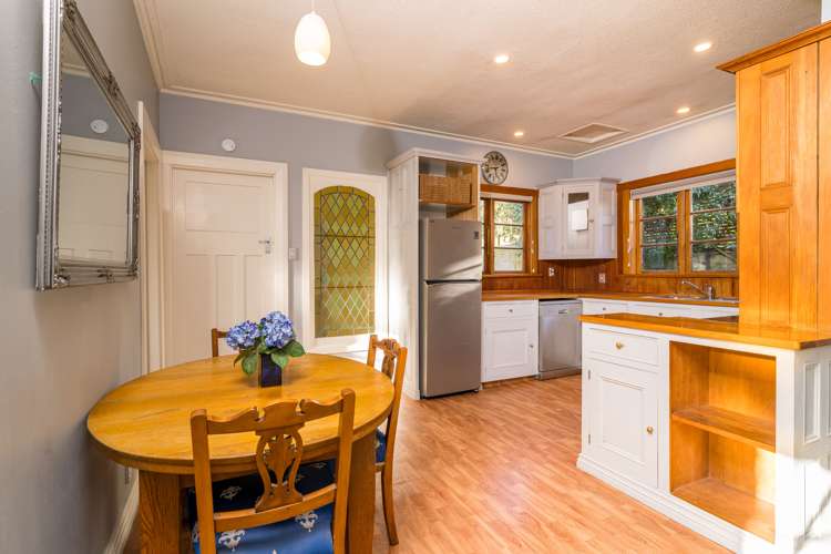 27 Marine Parade Macandrew Bay_11