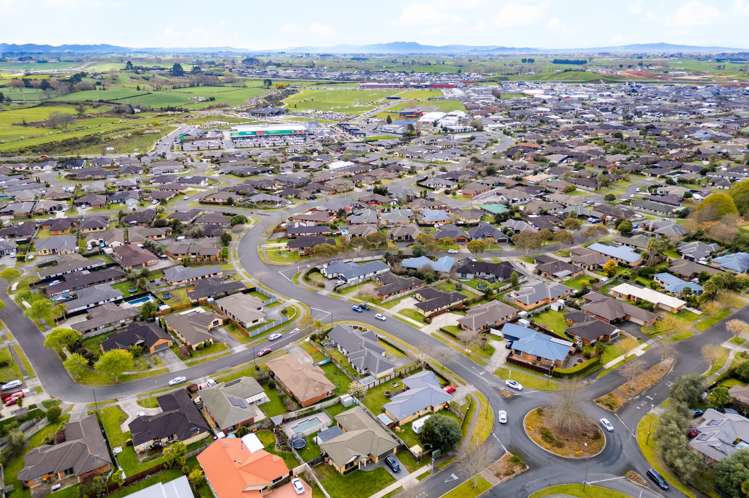 1 Whitford Place Rototuna North_30