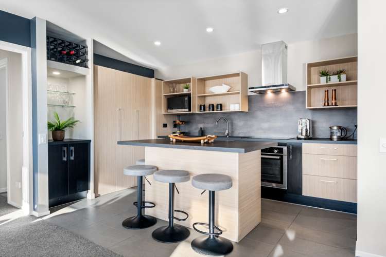 37 Vernon Drive Lincoln_7