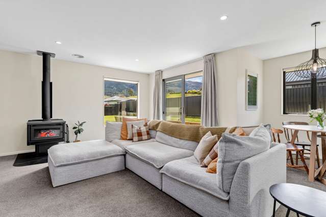 7 Tomtit Crescent Lake Hawea_4