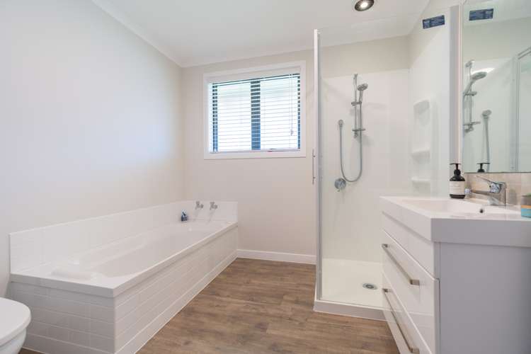 14 Acheron Way Te Anau_13