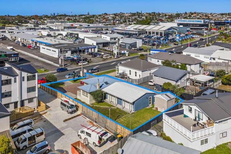 204 Archers Road_1