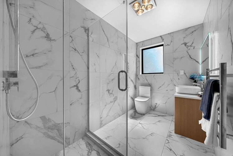 3A Frontier Lane Flat Bush_26