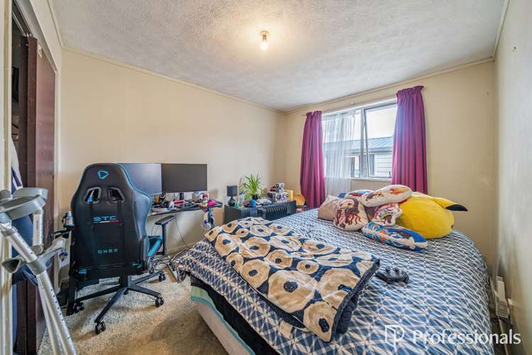 14 Honey Street Wainuiomata_14