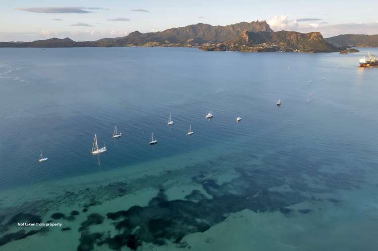 5 Aarts Place One Tree Point_25