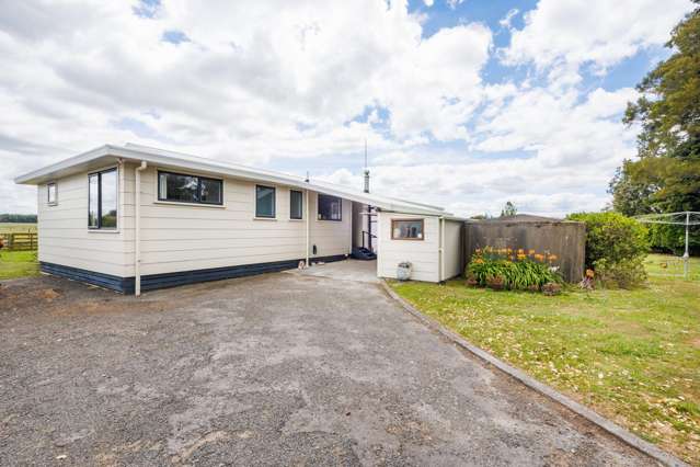 69 Reid Line East Aorangi_1