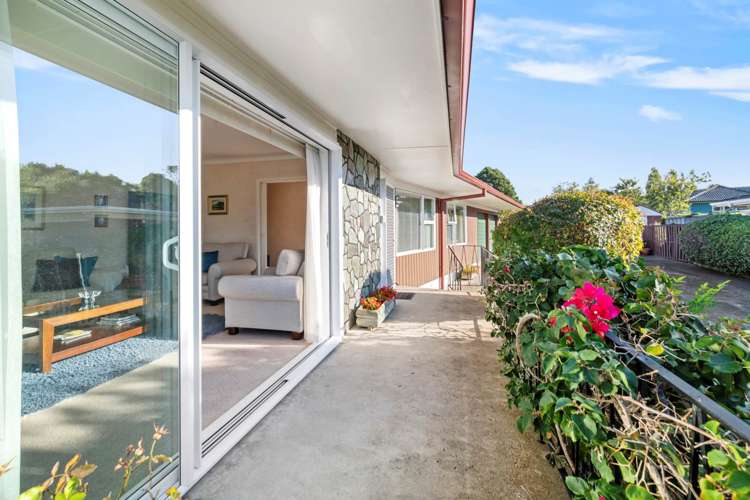 16 Imatra Place Sunnyhills_6