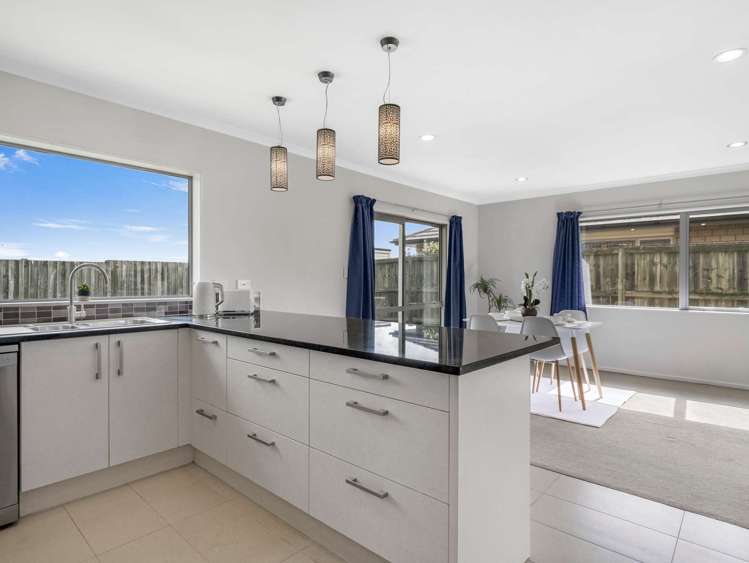 39 Carroll Place Owhata_7