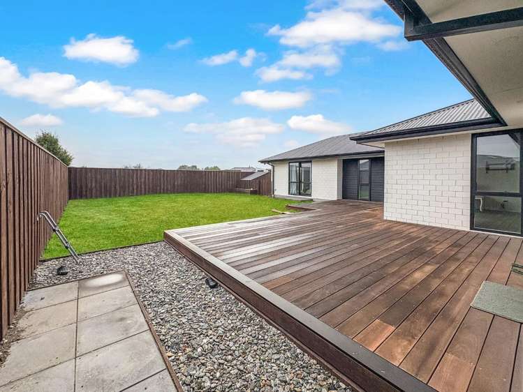 35A Masefield Drive 11103_10