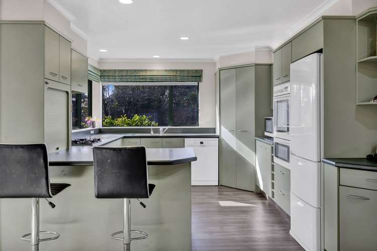 190 Glover Road Hawera_11