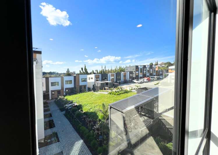 42 Don Oliver Lane Glen Eden_14