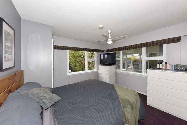 29 Reynolds Avenue Bishopdale_10