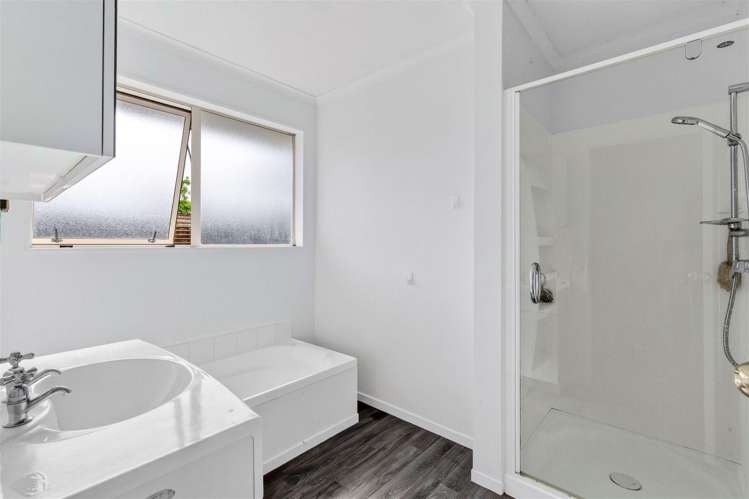 30 Feary Crescent Takaka_9