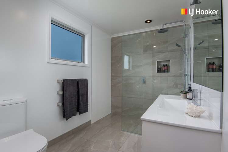 8 Kinloch Place Mosgiel_16