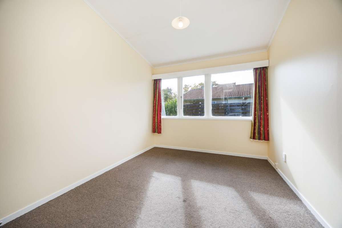 15B Churchill Avenue_1