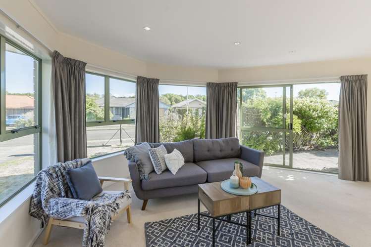 102 Makarini Street Paraparaumu_2