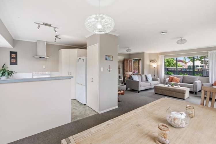 52 Blake Boulevard Papamoa_5