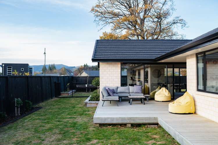 11 Heathfield Drive Mosgiel_28