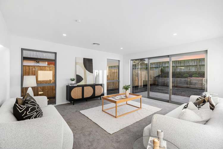 54 Greenslade Drive Lincoln_8