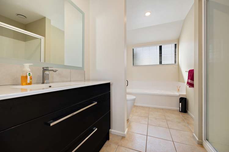 22a Trafford Street Harewood_19