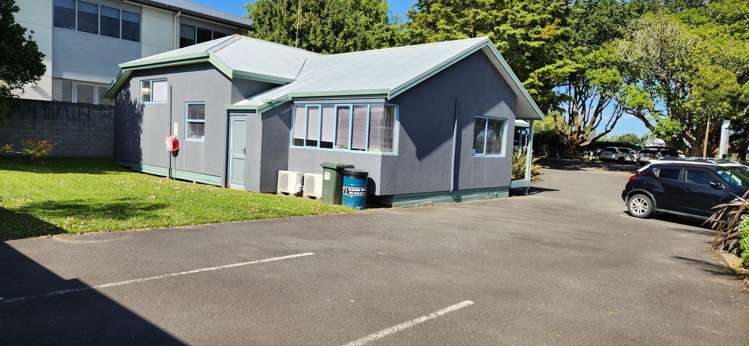 18 Cameron Road Tauranga_0