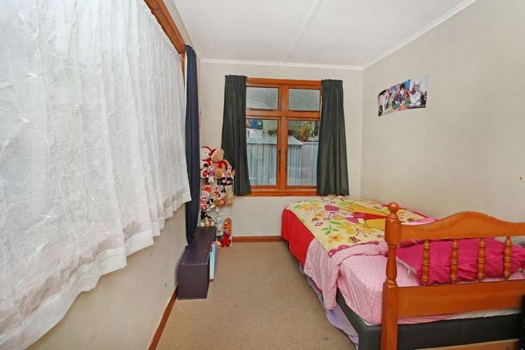 28 Rainforth Street Roslyn_12