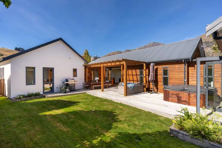 2 Bridesdale Drive_1