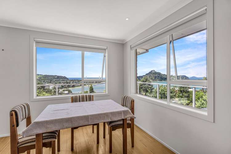 5 Pine Grove Tairua_13